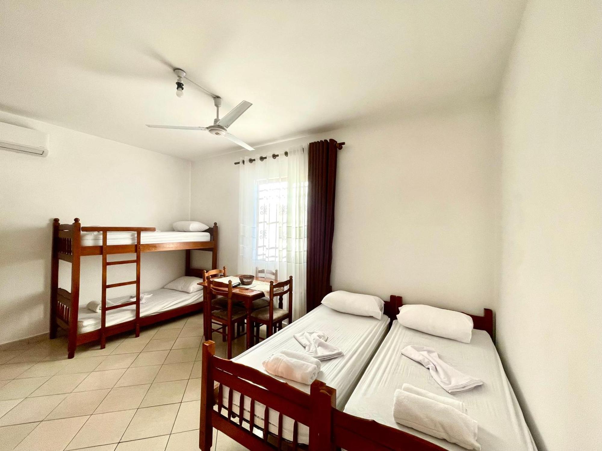 Xhou'S Home Shkoder Ngoại thất bức ảnh