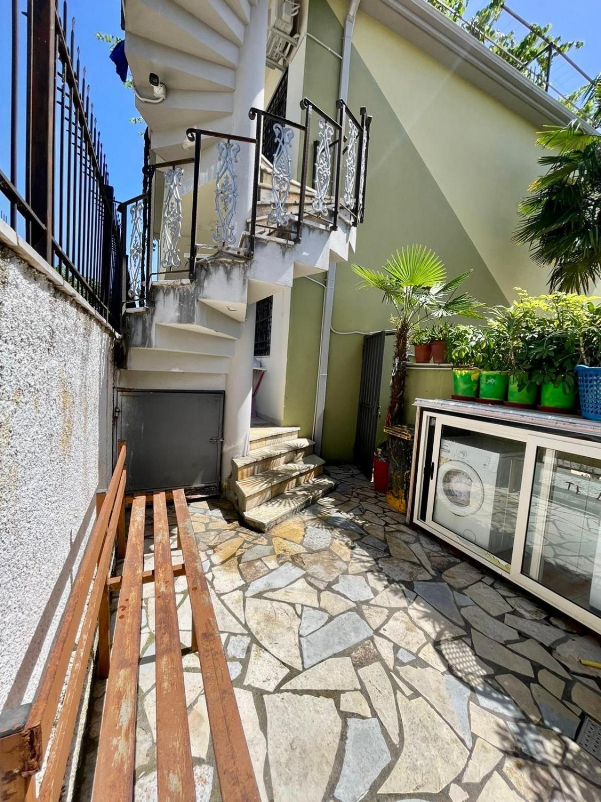 Xhou'S Home Shkoder Ngoại thất bức ảnh